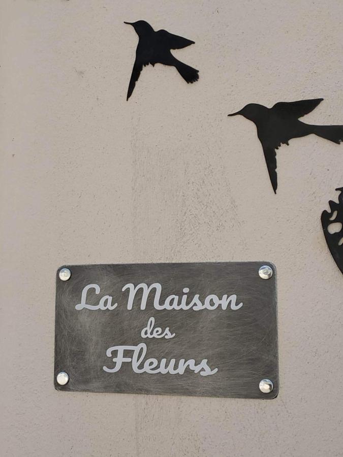La Maison Des Fleurs Scrignac Экстерьер фото